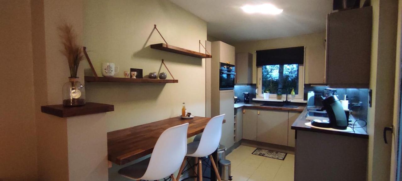 Au "Cottage Paisible" Rendeux Bagian luar foto